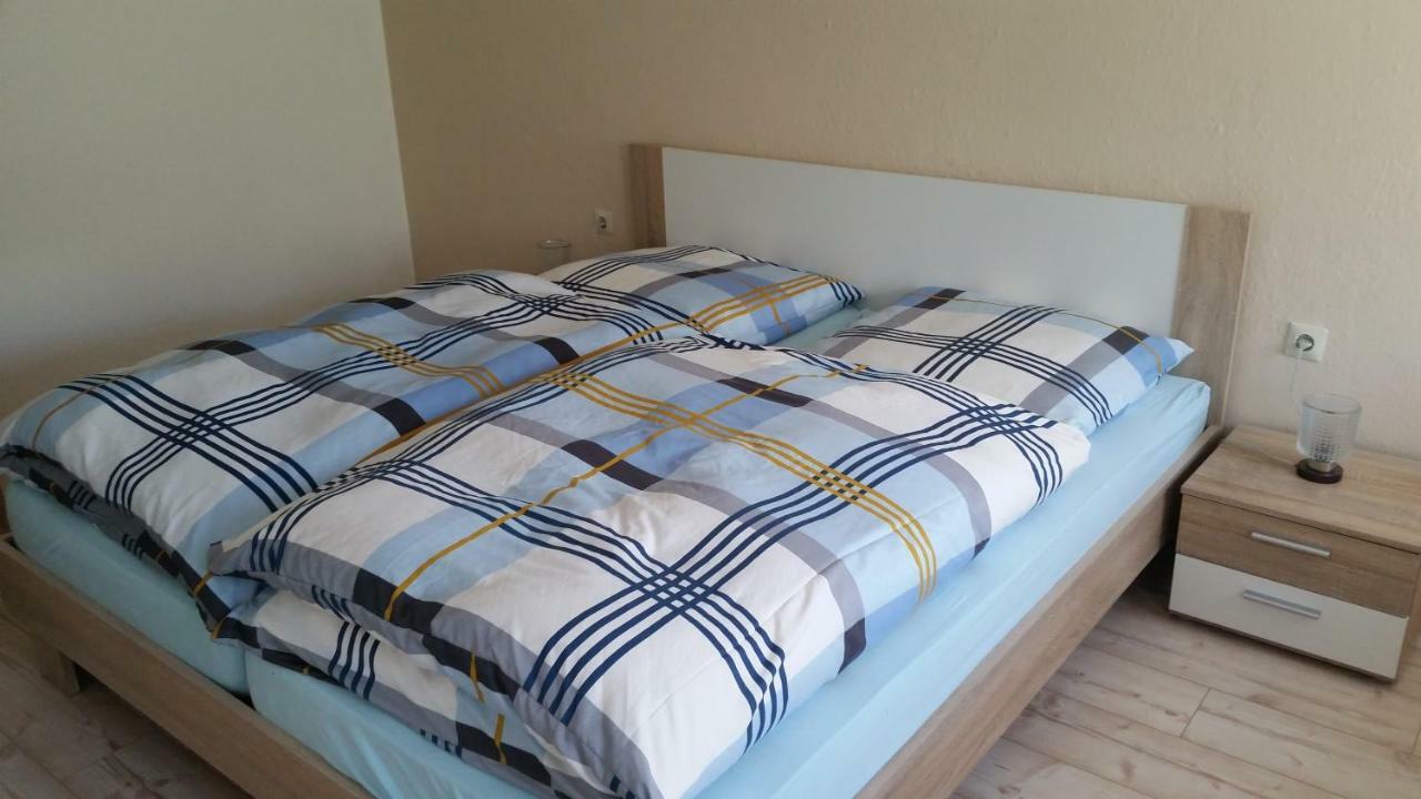 באד שמידברג Ferienwohnung "Am Weinberg" מראה חיצוני תמונה
